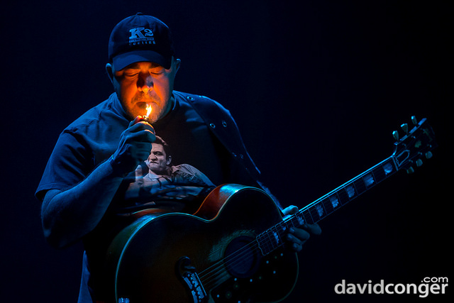 Aaron Lewis