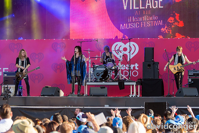 The Struts