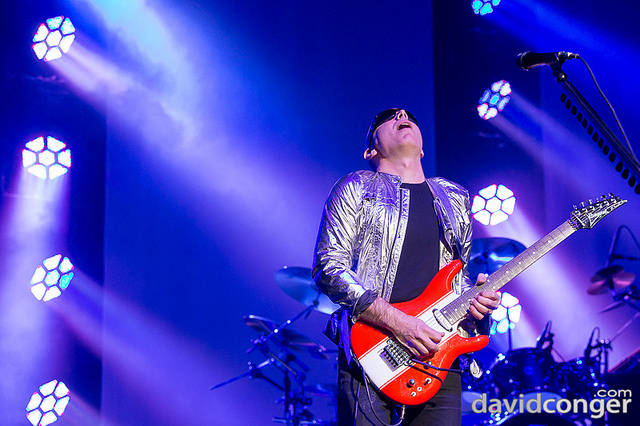 Joe Satriani
